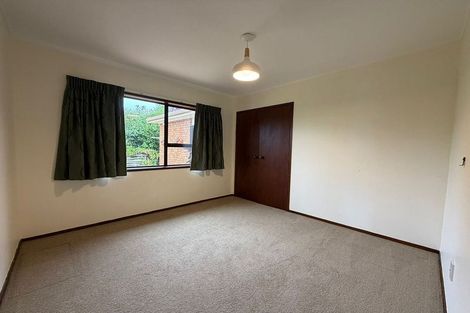 Photo of property in 5 Marina View Drive, West Harbour, Auckland, 0618