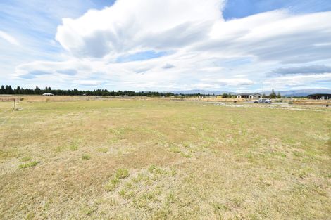 Photo of property in 8 Peak Drive, Twizel, 7901