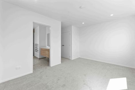 Photo of property in 33 Sunnypark Avenue, Rosehill, Papakura, 2113