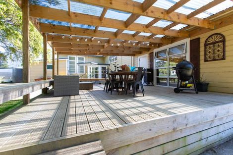 Photo of property in 680 Laws Road, Dannevirke, 4978