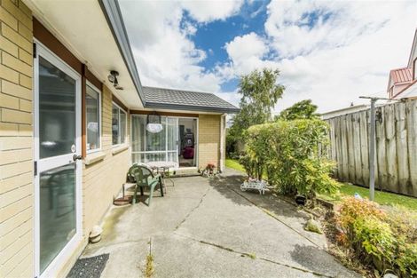 Photo of property in 10 Gala Place, Henderson, Auckland, 0612