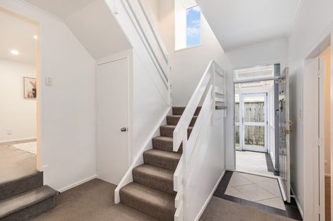 Photo of property in 7 Angell Street, Johnsonville, Wellington, 6037