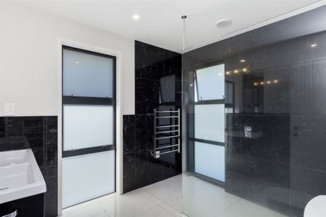 Photo of property in 33 Glenpark Crescent, Bethlehem, Tauranga, 3110