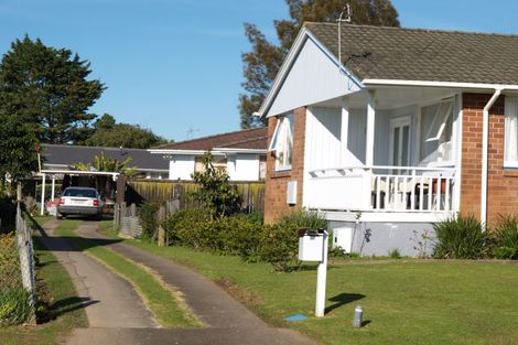 Photo of property in 37 Mcnaughton Avenue, Mangere East, Auckland, 2024