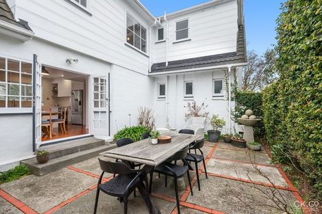 Photo of property in 17 Chilton Grove, Hutt Central, Lower Hutt, 5010