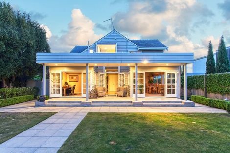 Photo of property in 40 Garden Road, Merivale, Christchurch, 8014