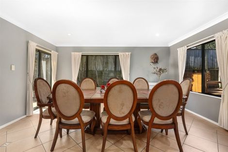 Photo of property in 30 Lanyon Place, Whitby, Porirua, 5024