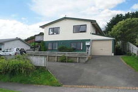 Photo of property in 8 The Bollard, Whitby, Porirua, 5024