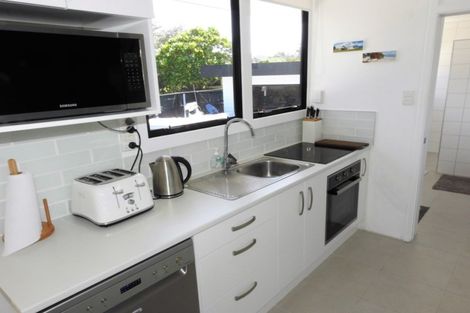 Photo of property in 50 Vista Paku, Pauanui, Hikuai, 3579