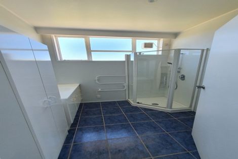 Photo of property in Grandstand Apartments, 37/80u Kent Terrace, Mount Victoria, Wellington, 6011