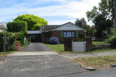 Photo of property in 1b Miller Road, Mangere Bridge, Auckland, 2022