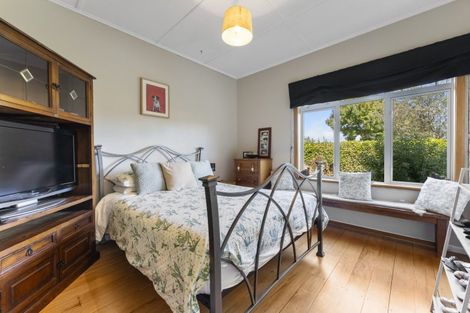 Photo of property in 25 Brightwater Terrace, Terrace End, Palmerston North, 4410