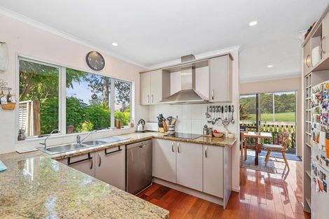 Photo of property in 44 Cutler Street, New Lynn, Auckland, 0600