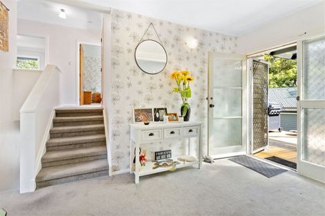 Photo of property in 37 Cyclarama Crescent, Massey, Auckland, 0614