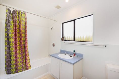 Photo of property in 85 Geraldine Crescent, Cloverlea, Palmerston North, 4412