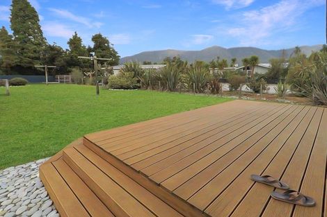 Photo of property in 7 Roberts Street, Whataroa, 7886