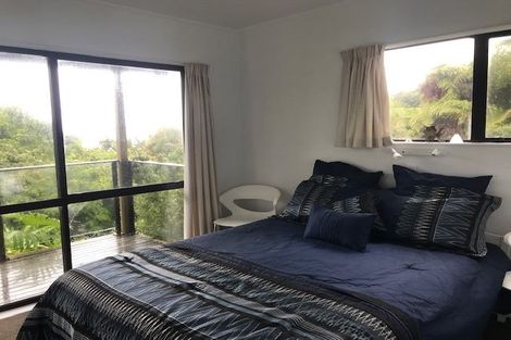 Photo of property in 72 Pauanui Beach Road, Pauanui, Hikuai, 3579