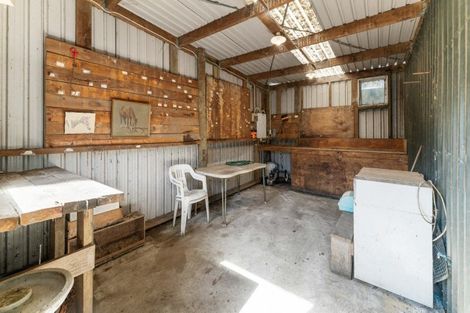 Photo of property in 83 Waipipi Wharf Road, Pollok, Waiuku, 2683