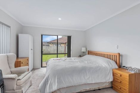 Photo of property in 13 Coleraine Place, East Tamaki, Auckland, 2016