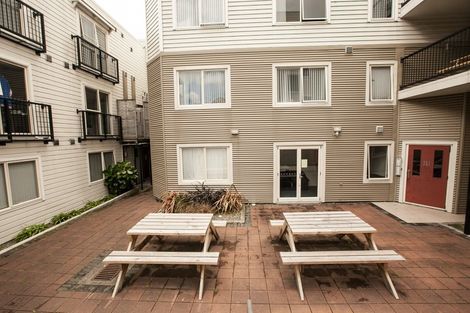 Photo of property in 103 Webb Street, Mount Cook, Wellington, 6011