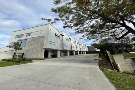 Photo of property in 7/5 Dellwood Avenue, Henderson, Auckland, 0612