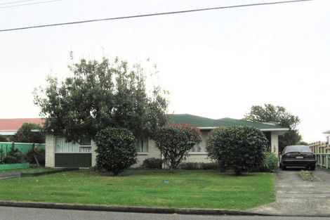 Photo of property in 48 Parata Street, Waikanae, 5036