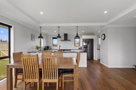 Photo of property in 6 Merino Crescent, Kirwee, 7571