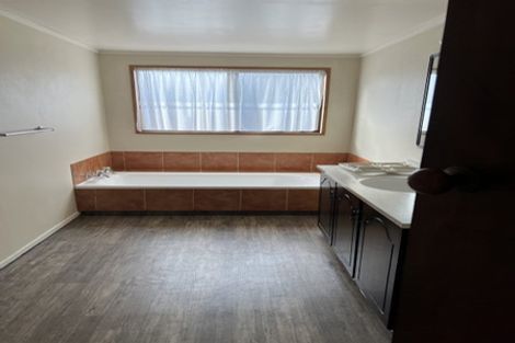 Photo of property in 77 Totara Drive, Pukete, Hamilton, 3200