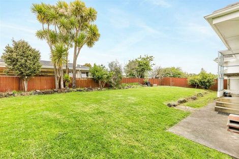 Photo of property in 10 Murray Road, Te Atatu Peninsula, Auckland, 0610