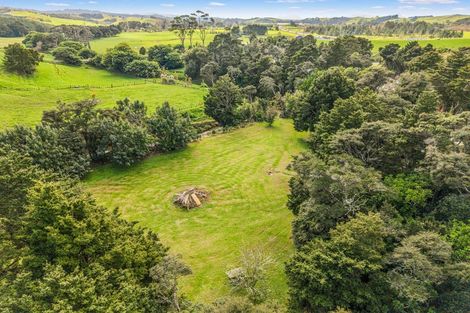 Photo of property in 38 Waipu Gorge Road, Waipu, 0582