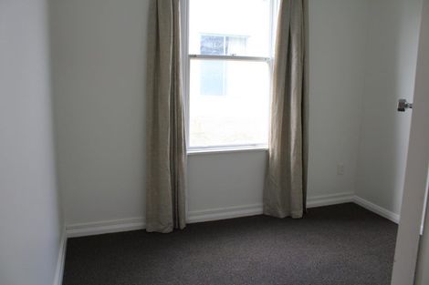 Photo of property in 5 Wha Street, Lyall Bay, Wellington, 6022