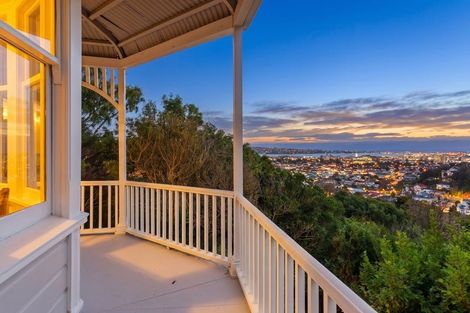 Photo of property in 15 Clifford Street, Dalmore, Dunedin, 9010