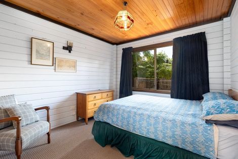 Photo of property in 90 Point Road, Monaco, Nelson, 7011