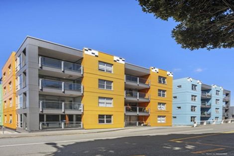 Photo of property in 2a/1 Hanson Street, Mount Cook, Wellington, 6021