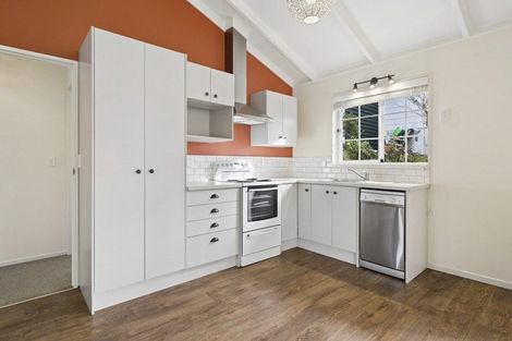 Photo of property in 35-37 William Street, Waikanae Beach, Waikanae, 5036