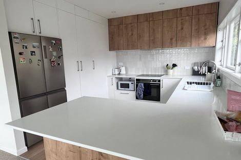Photo of property in 36 Tio Tio Road, Miramar, Wellington, 6022