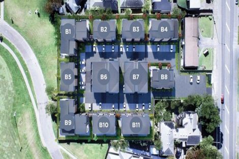 Photo of property in 170 Te Atatu Road, Te Atatu South, Auckland, 0610