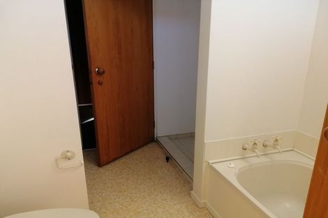 Photo of property in 33m Peverel Street, Riccarton, Christchurch, 8011