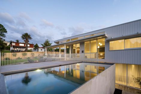 Photo of property in 5 Seaton Road, Murrays Bay, Auckland, 0630