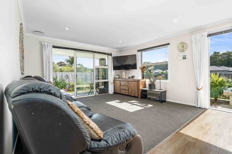Photo of property in 9 Tanner Place, Te Kamo, Whangarei, 0112