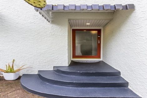 Photo of property in 36 Seabrook Avenue, New Lynn, Auckland, 0600