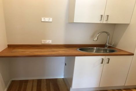 Photo of property in 10b Rogers Avenue, Eastern Beach, Auckland, 2012