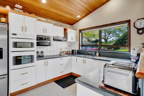 Photo of property in 97 Manutahi Road, Tarurutangi, New Plymouth, 4372