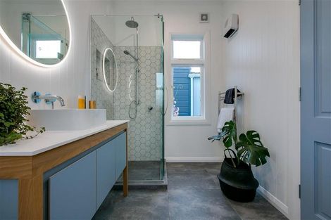 Photo of property in 8 Sale Street, Napier South, Napier, 4110