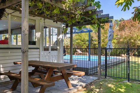 Photo of property in 200 Loburn Whiterock Road, Loburn, Rangiora, 7472