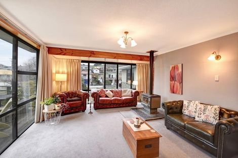 Photo of property in 3 Elwyn Crescent, Green Island, Dunedin, 9018