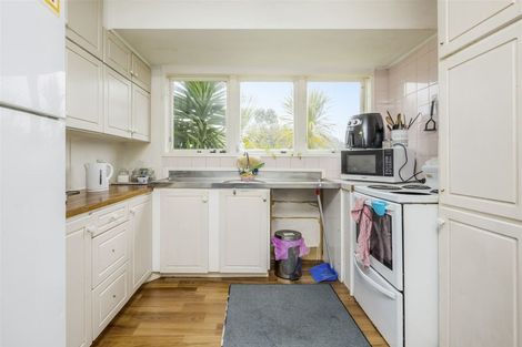 Photo of property in 28 Matai Street, Waiuku, 2123