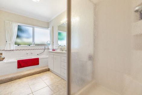 Photo of property in 90 Santa Monica Drive, Papamoa Beach, Papamoa, 3118