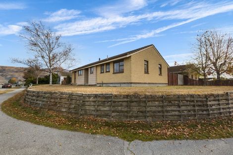 Photo of property in 7 Waenga Drive, Cromwell, 9310