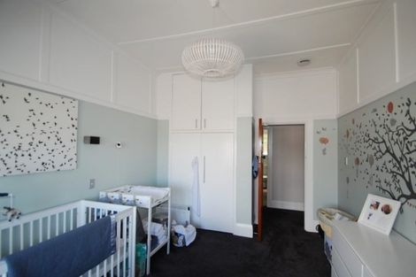 Photo of property in 4 Lower Watt Street, Wadestown, Wellington, 6012